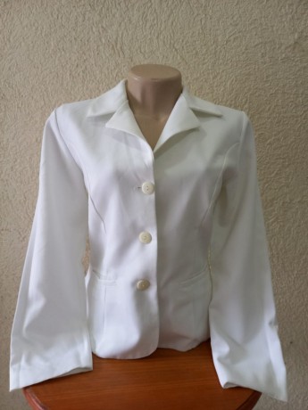 lotes-de-roupas-usadas-para-festividades-de-fim-de-ano-big-0