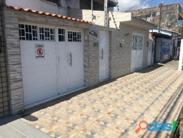 alugo-quarto-em-residencia-para-mocas-proximo-centro-de-maceio-big-2