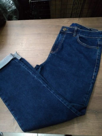 garimpo-de-roupas-usadas-para-brecho-big-4