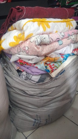 fardos-de-roupas-usadas-para-brechos-big-2