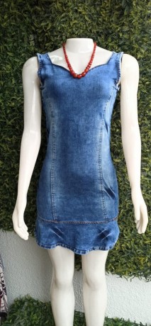 lote-de-vestidos-e-macacoes-para-brechos-big-3